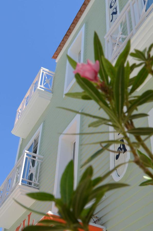 Hotel Hostal Dona Antonia Punta Umbría Exterior foto